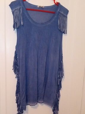women large UMGEE blue sleeveless top with fringe accent